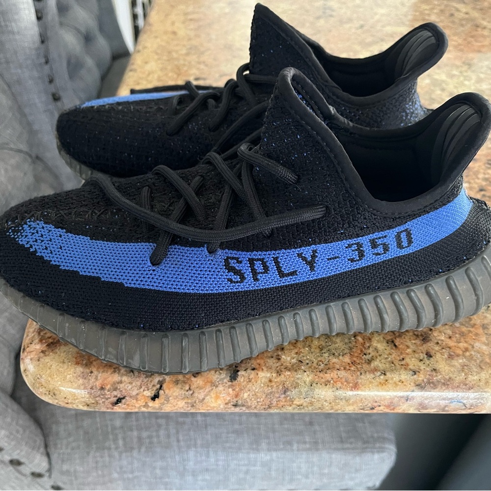 Yeezy Boost Size 7
